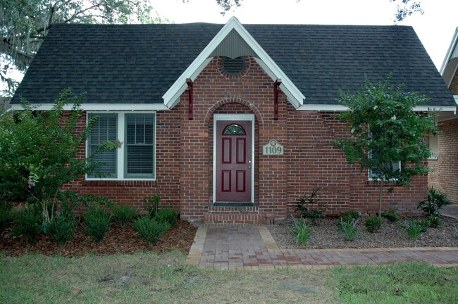 Cottages at Norman - 4 Bedroom 2 Bathroom ... - Cottages at Norman - 4 Bedroom 2 Bathroom ... House