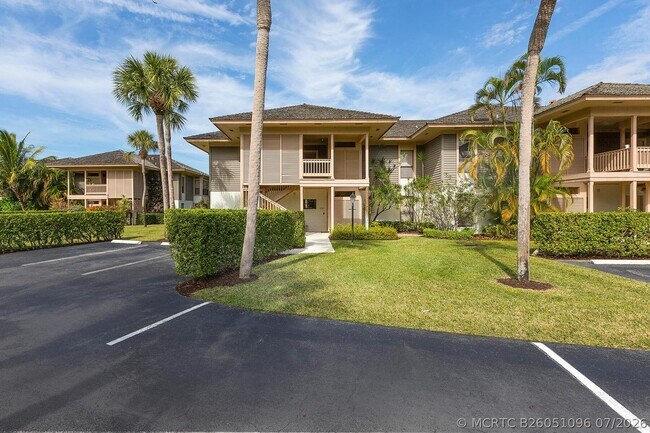11818 Pebblewood Dr Unit 101