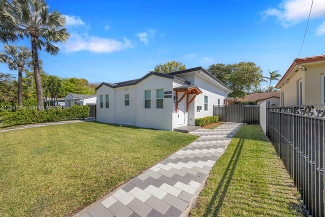 Photo - 2426 SW 25th St Unit 2426