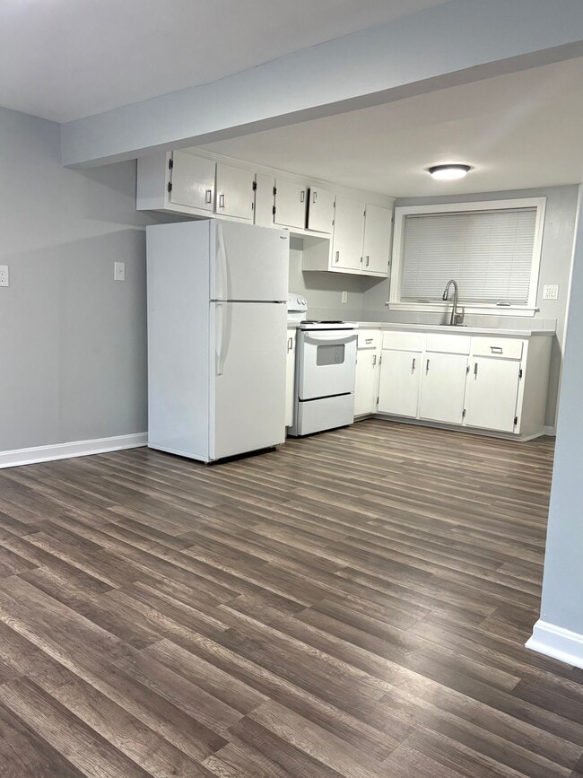 Building Photo - 34 Washington Ave Unit C