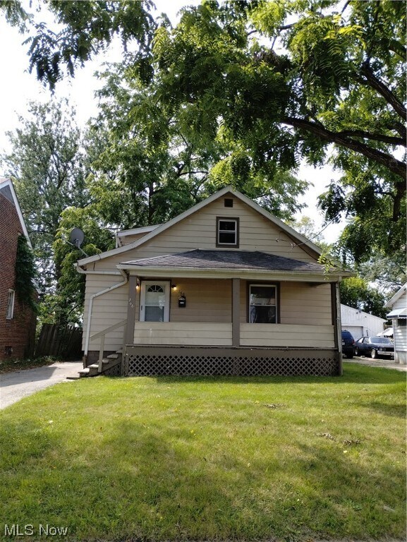 166 Wesley Ave Rental For Rent in Youngstown, OH