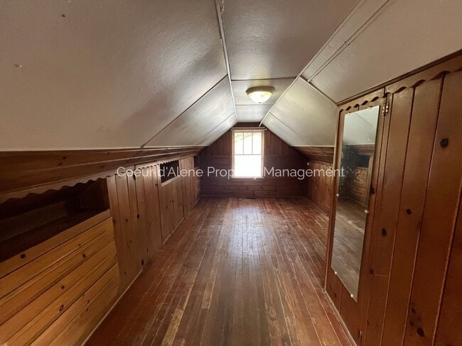 Photo - 518 S 10th Pl