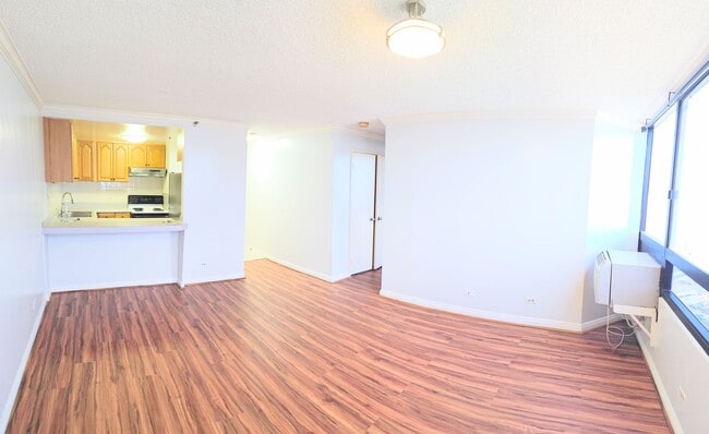 Building Photo - Royal Capitol Place Kakaako 1 Bedroom 1 Ba... Unit 2301