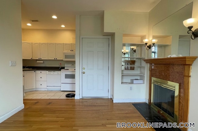 Photo - 1801 Beacon St Unidad 7