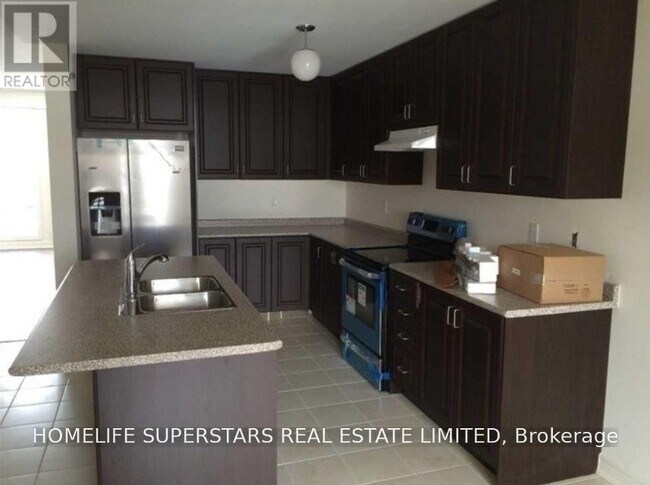Photo - 147 Inspire Blvd
