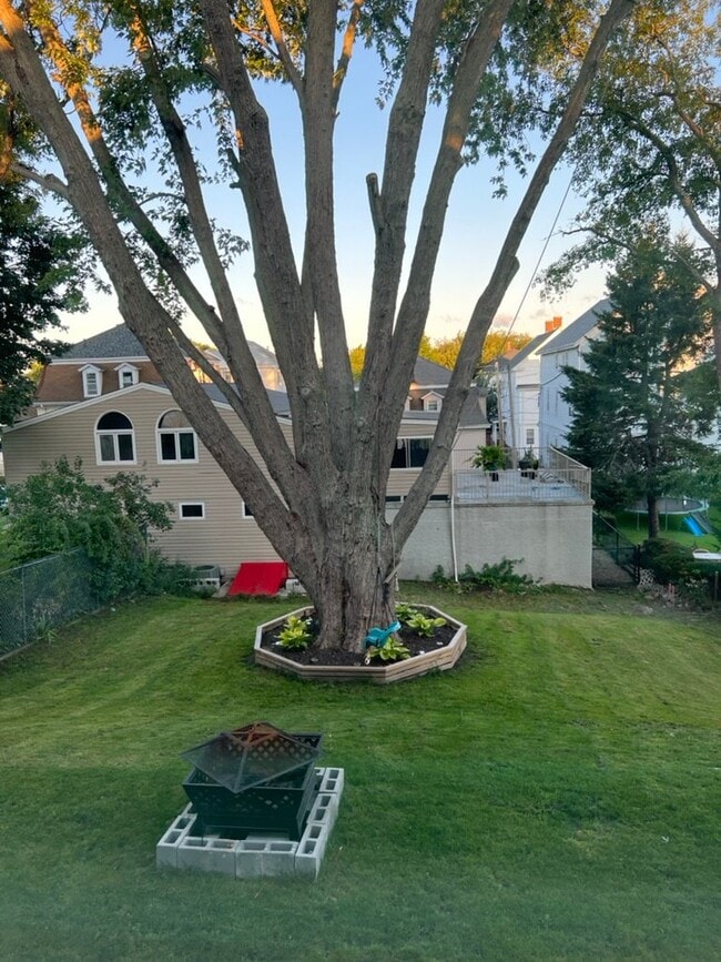 Photo - 521-523 S Almond St Unit 523