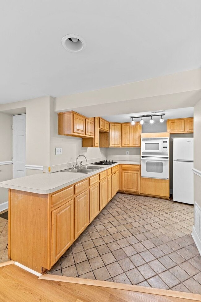 Photo - 3534 E Fall Creek Pkwy N Dr Unidad J