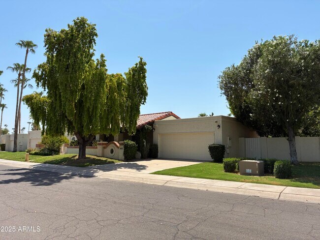 Photo - 8437 E San Benito Dr