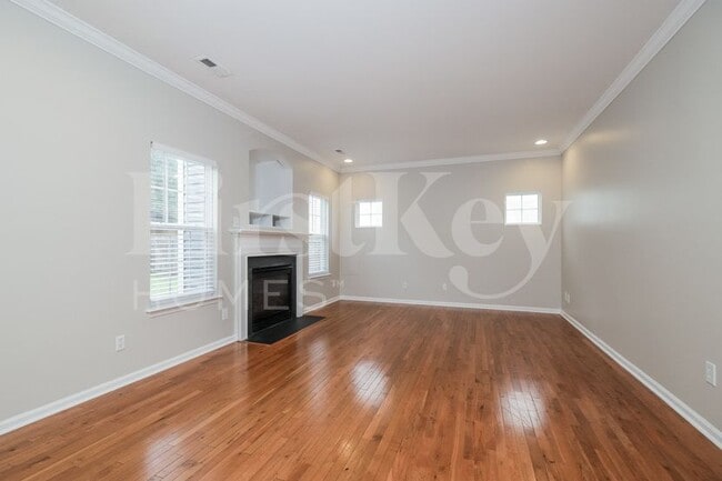 Photo - 4183 Shadetree Dr