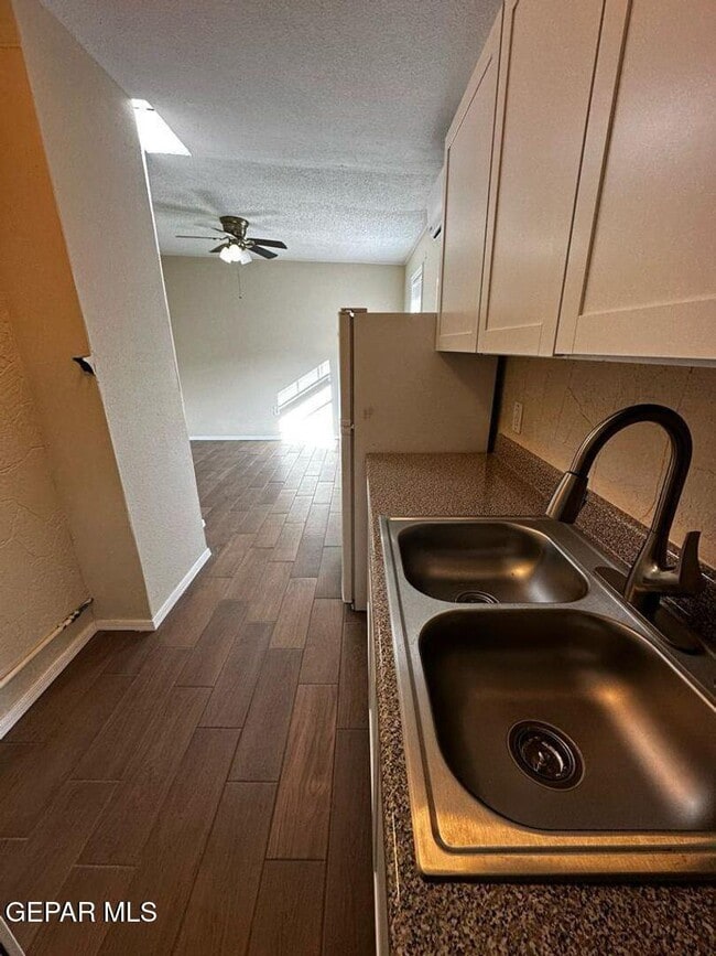 Photo - 8932 Ankerson St Unit B