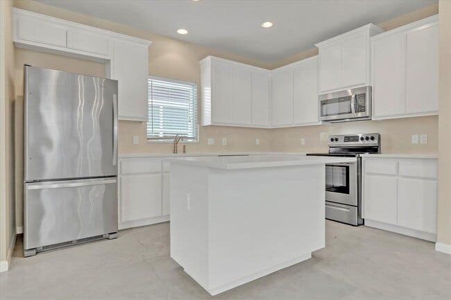 Photo - 215 Grange St