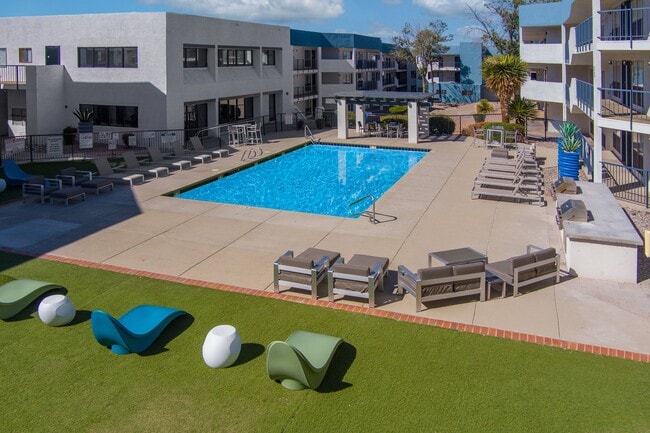 Photo - Peaks at Sandia View