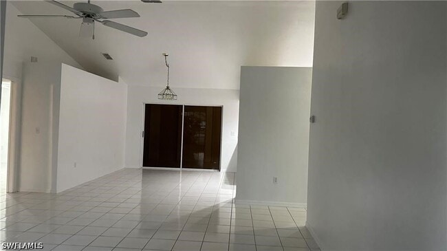 Photo - 701 Arianne Ct