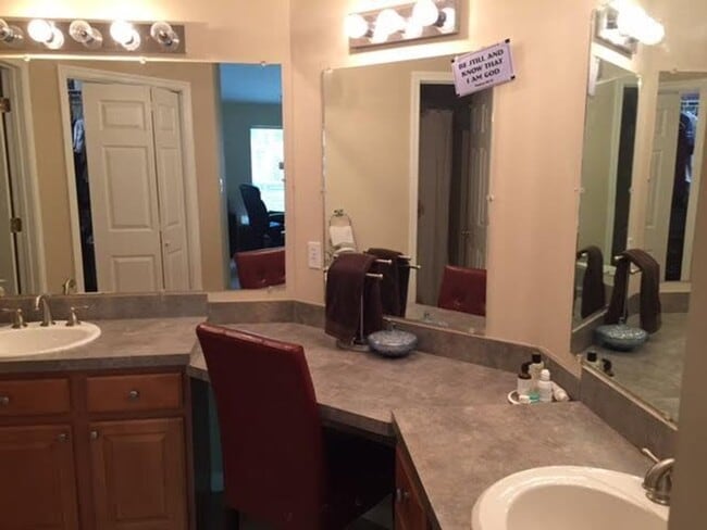 Photo - Farragut One-Level 2BR/ 2BA One-Level Condo