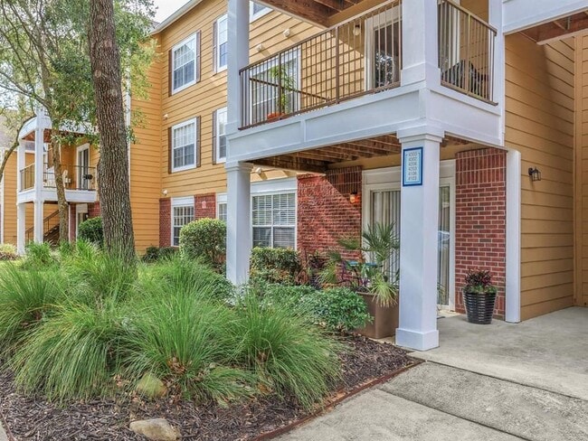 Jackson Square Apartments