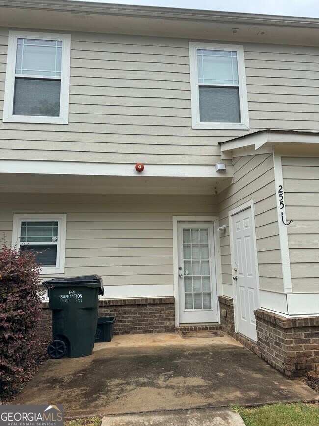 Photo - 255 Oconee River Cir