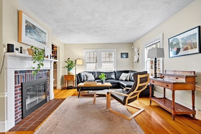Photo - 51 Fairlawn St