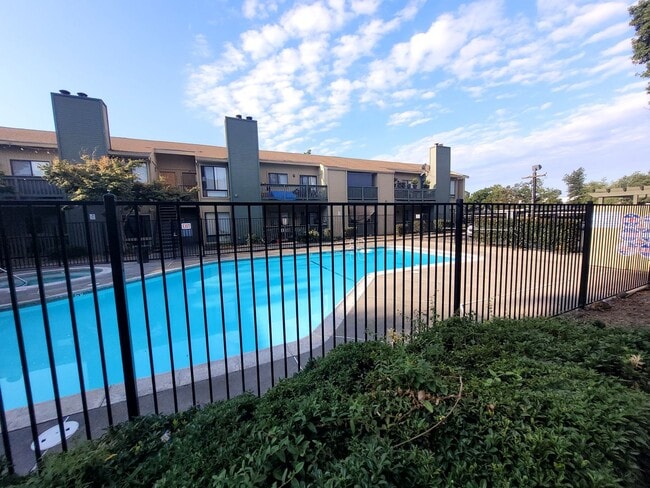 Photo - Condo on Madison Avenue. MOVE IN SPECIAL. 1 month free. Unit 200