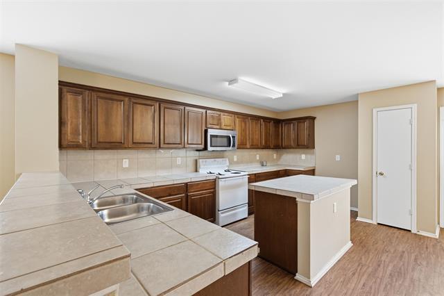 Photo - 1434 Mission Hills Ln