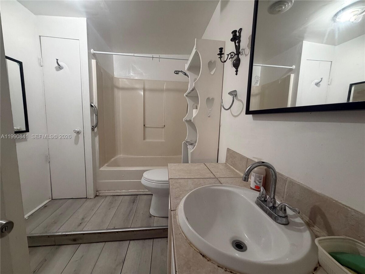 Photo - 22XX SW 42nd Way Unit C