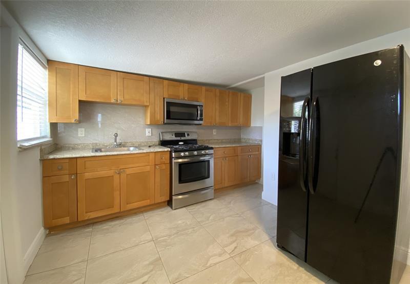 Photo - 2250 NW 103rd St Unit C