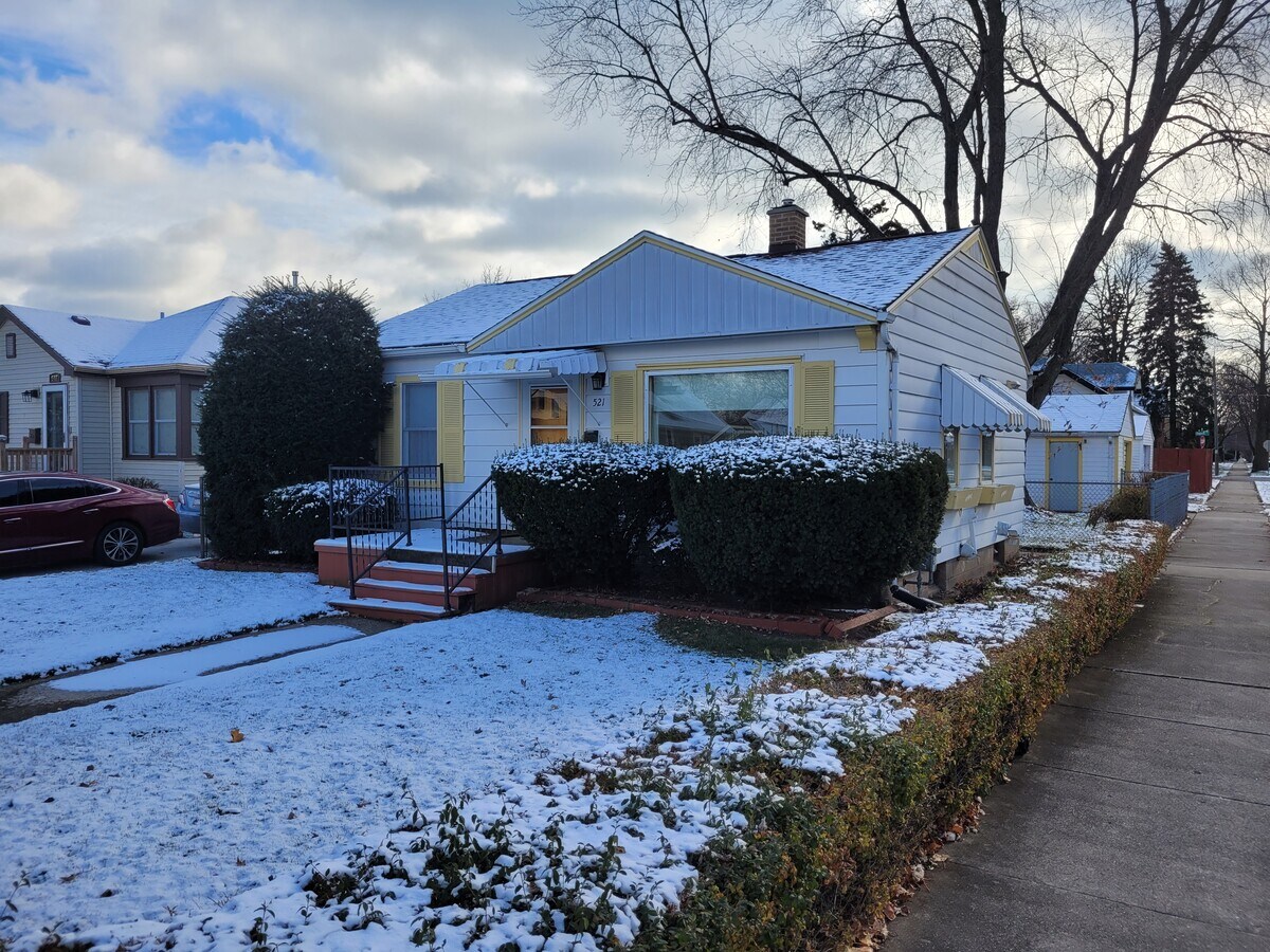 Photo - 521 Wolff St