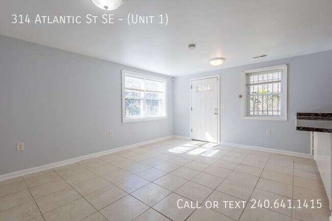 Photo - 314 Atlantic St SE Unidad ( 1)