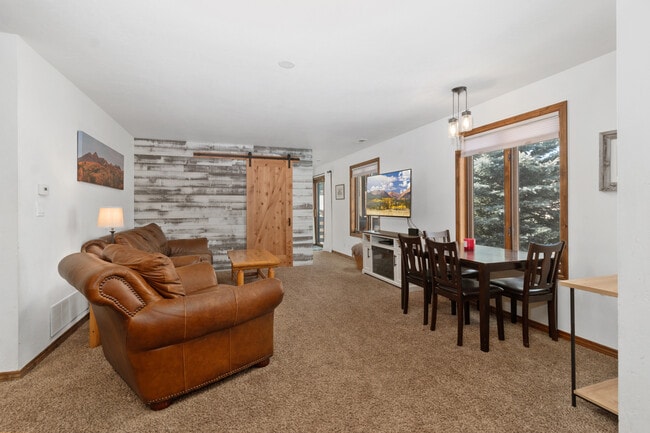 Photo - 1468 Main St Condo