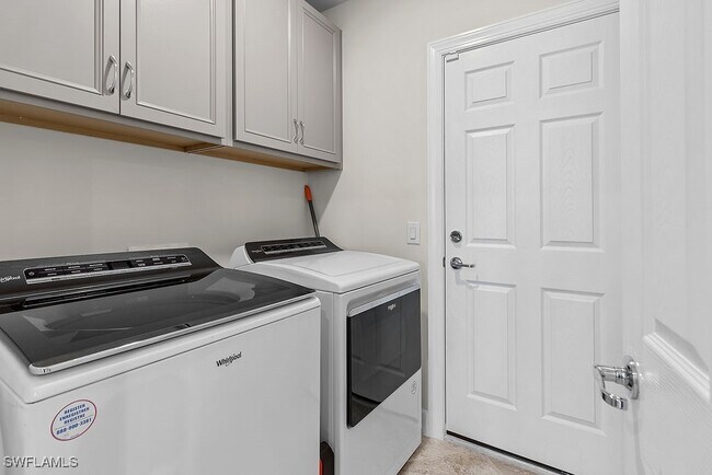 Building Photo - 6189 Harmony Dr Rental