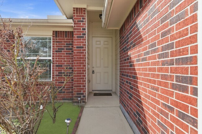 Photo - 1502 Stonehedge Bend Dr