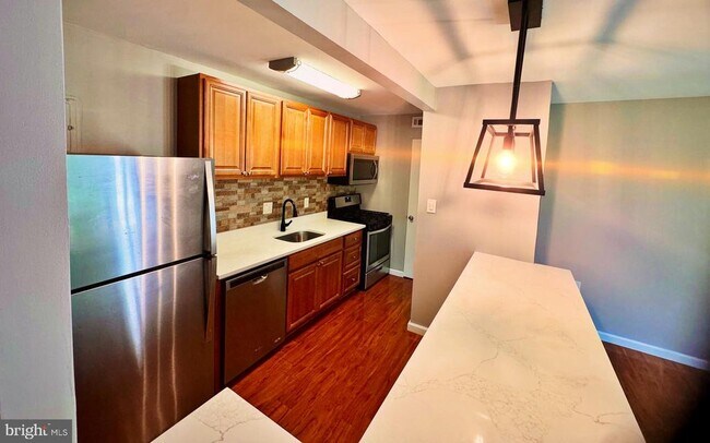 Photo - 12307 Braxfield Ct Unit 3