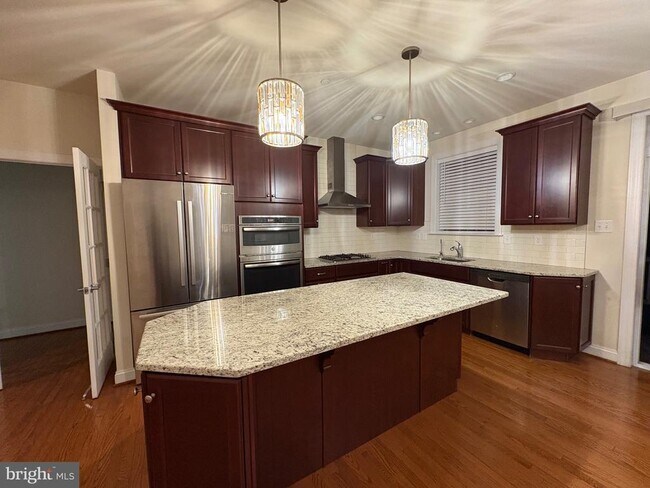 Photo - 107 Shilling Ave