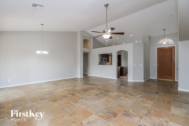 Photo - 2907 E Millbrae Ln