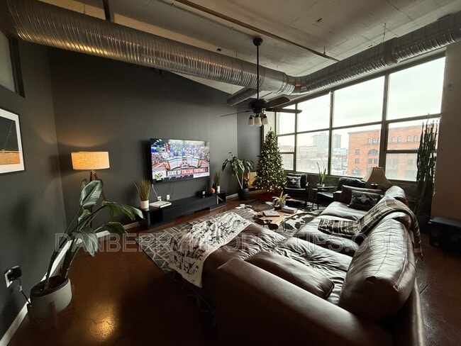 Photo - 745 Washington St Unidad 206