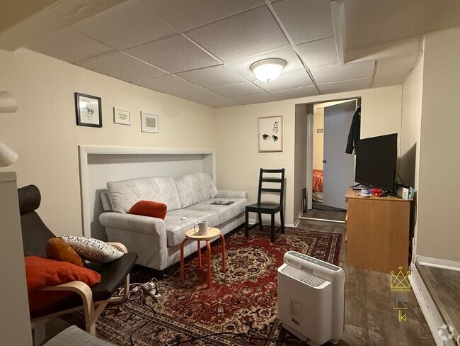 Building Photo - 34 A Park St Rental