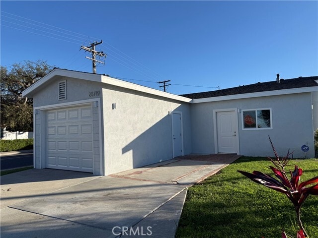 Building Photo - 25719 Walnut St