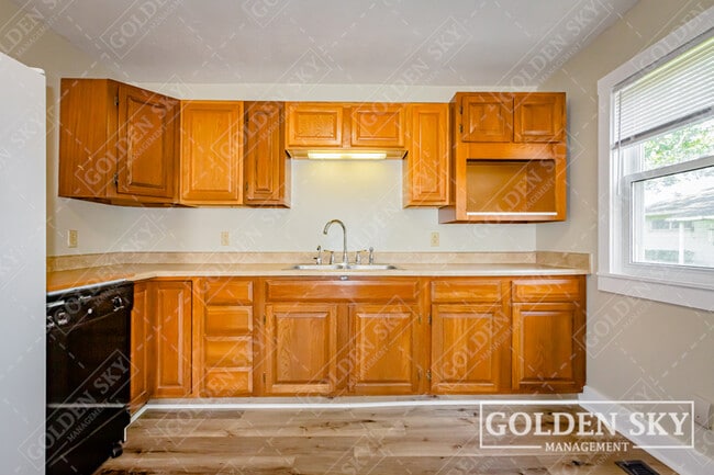 Photo - 1417 W Memorial Dr Unit 1