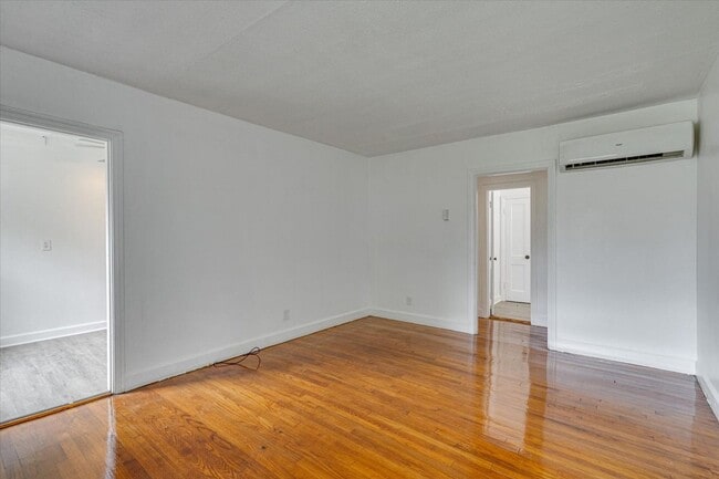 4700 Montview Dr Unit 1