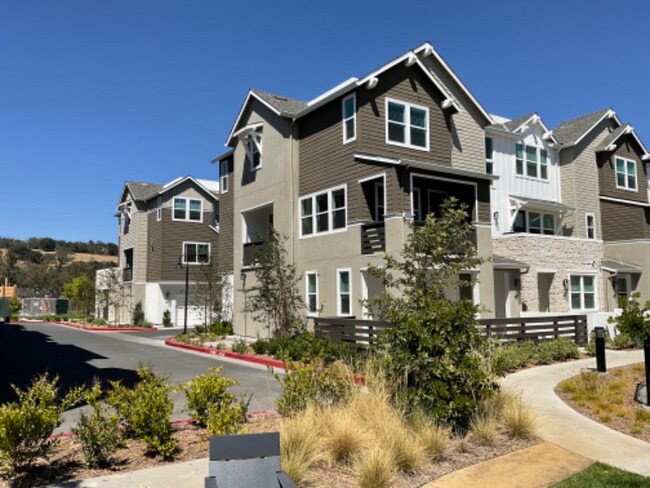 Photo - 231 Gambrel Cir