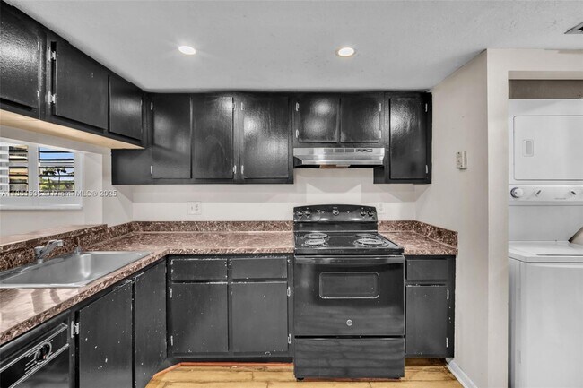 Photo - 6575 W Oakland Park Blvd Unit 218