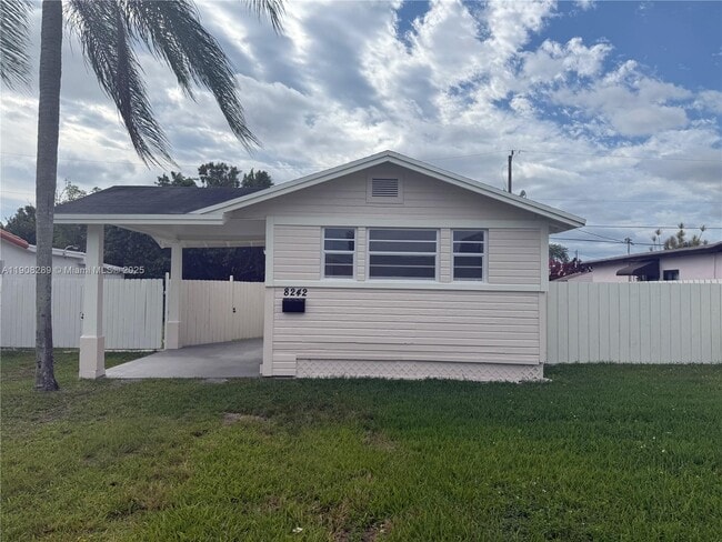 Photo - 8242 SW 43rd Terrace