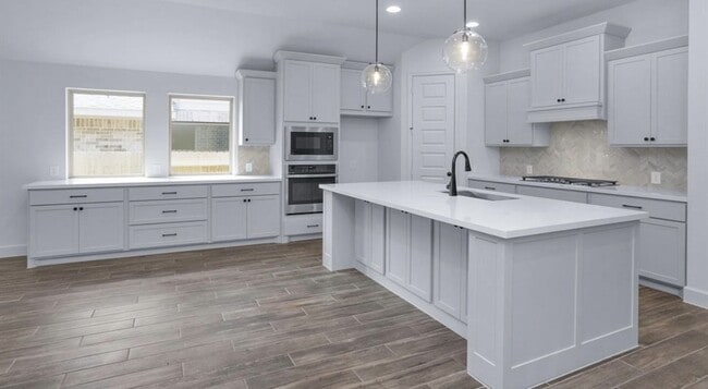 Photo - 535 Oakview Bend Dr