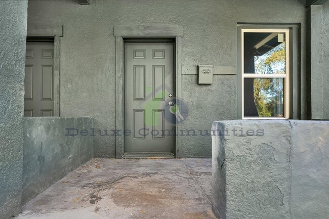 Photo - 724-724 Adams St SE Unit 720