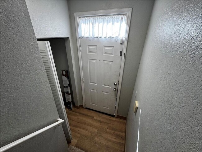 Photo - 9141 Lee Vista Blvd Unidad 307