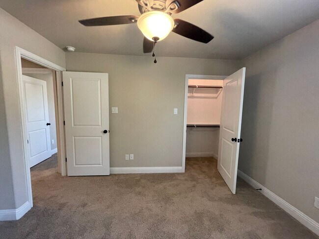 Photo - 805-807 Jameson Unit 807