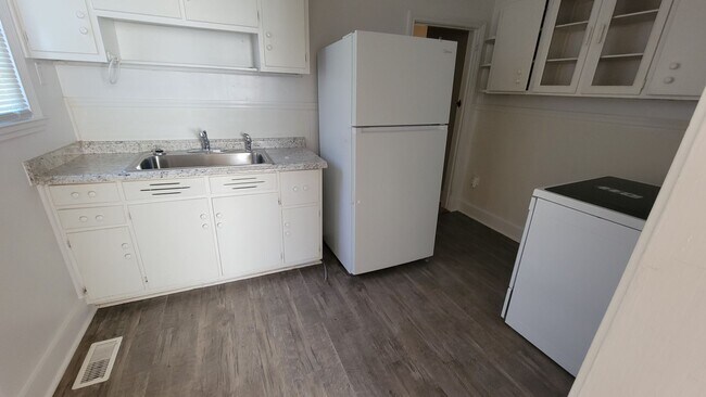 Photo - Cottage style home with car port! Perfect ...