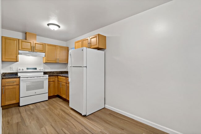 Photo - 3319 Nevin Ave Unidad D