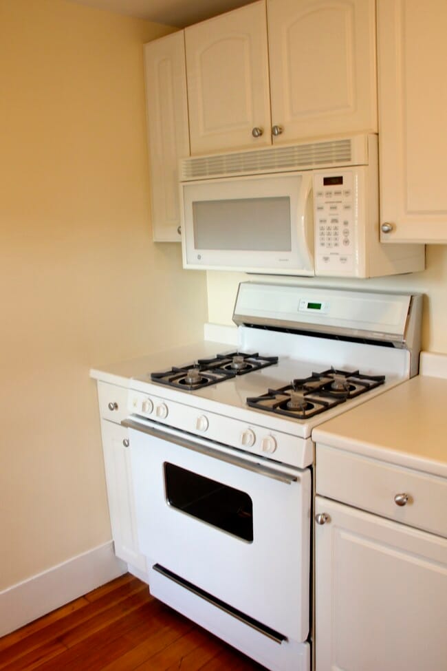 Photo - 158 Pearl St Unit 4