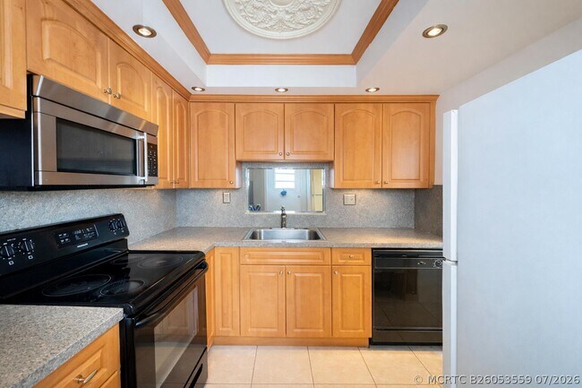 5041 W Oakland Park Blvd Unit 111