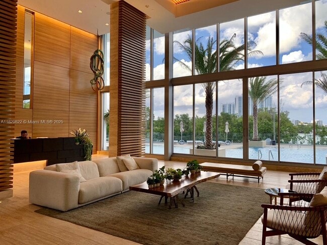 Building Photo - 16385 Biscayne Blvd Unit 1806 Rental
